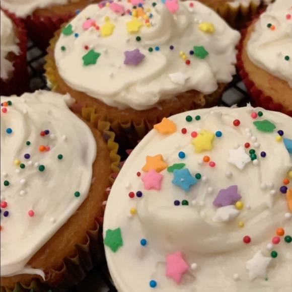 Meet your Posher, Megan - Picture 1 of 1